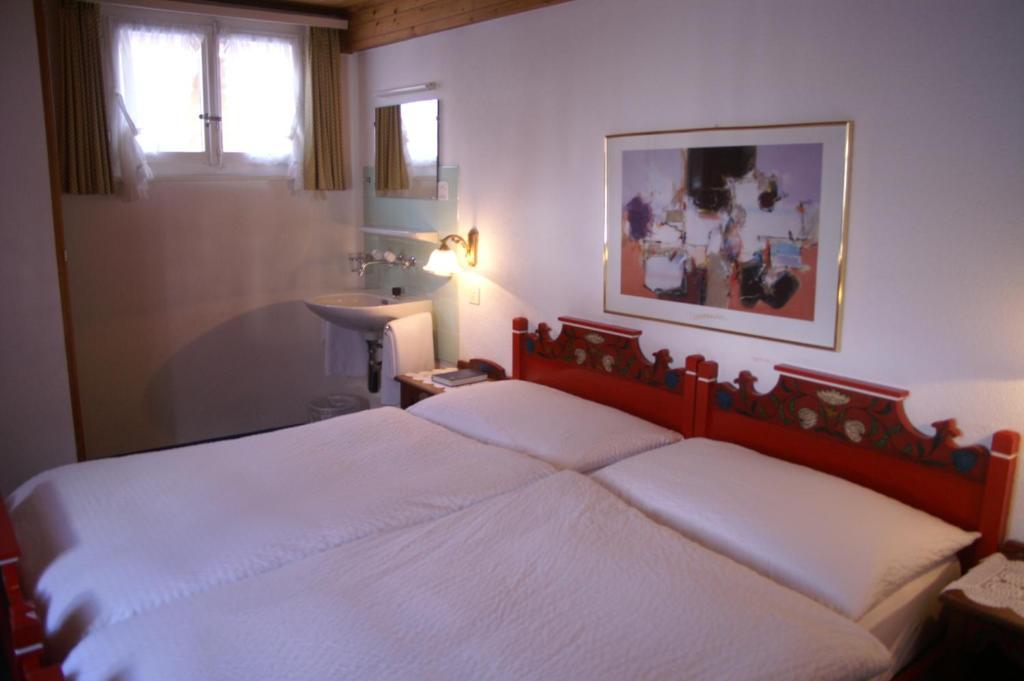 Haus Darioli Hotell Zermatt Rum bild