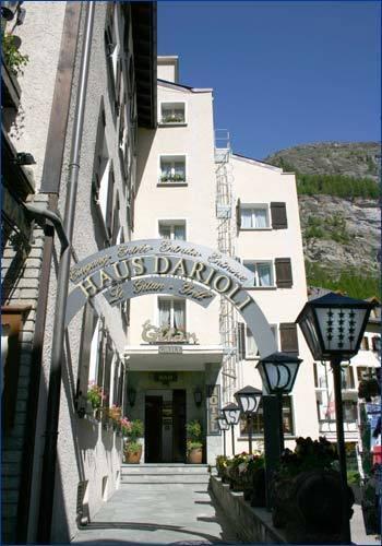 Haus Darioli Hotell Zermatt Exteriör bild
